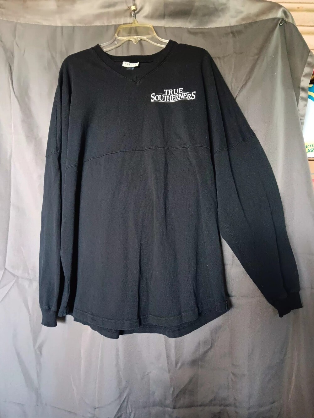 Spirit Black V-Neck 'True Southerners' Logo Shirt